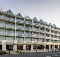 Lady Bay Resort - Accommodation Broadbeach