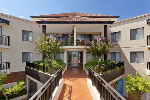 Astra Apartments The Griffin - Accommodation Broadbeach 2
