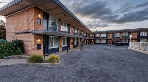 Panorama Motel Bathurst - Accommodation Broadbeach 2