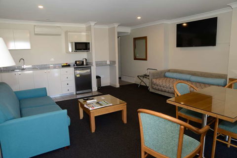 Bathurst Heritage Motor Inn - Accommodation Broadbeach 2