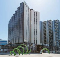 Peppers Docklands - Accommodation Broadbeach