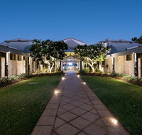 The Mangrove Resort Hotel - Accommodation Broadbeach