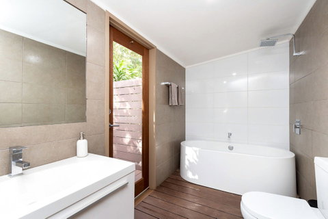 The Billi Resort - Accommodation Broadbeach 2