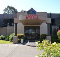 Dingley International Hotel - Accommodation Broadbeach