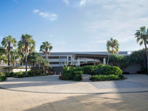Peppers Salt Resort & Spa - Accommodation Broadbeach 1