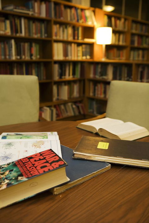 University House - ANU - Accommodation Broadbeach 14