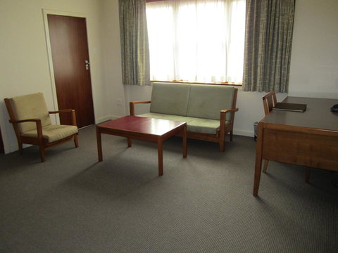 University House - ANU - Accommodation Broadbeach 42