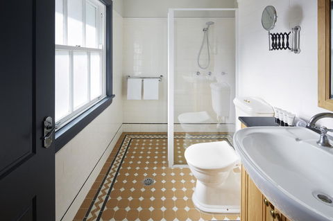 Brassey Hotel - Managed By Doma Hotels - Accommodation Broadbeach 10