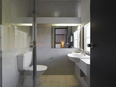 Brassey Hotel - Managed By Doma Hotels - Accommodation Broadbeach 12