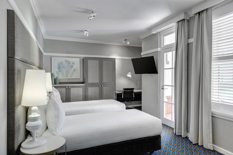 Hotel Kurrajong Canberra - Accommodation Broadbeach 4