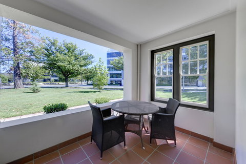 Hotel Kurrajong Canberra - Accommodation Broadbeach 10