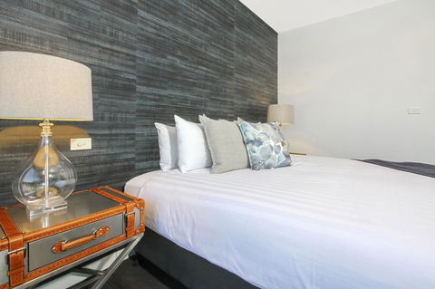 Accommodate Canberra - Parbery - Accommodation Broadbeach 0