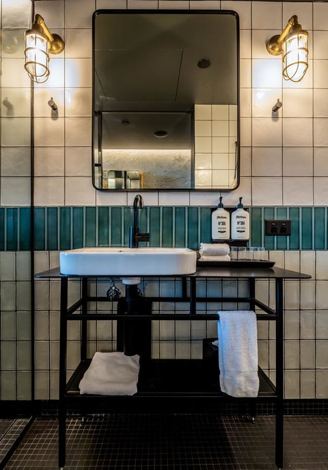 Ovolo Nishi - Accommodation Broadbeach 4