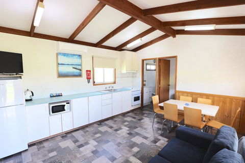 Discovery Parks - Robe - Accommodation Broadbeach 26