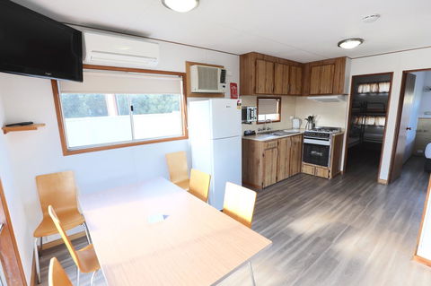 Discovery Parks - Robe - Accommodation Broadbeach 33