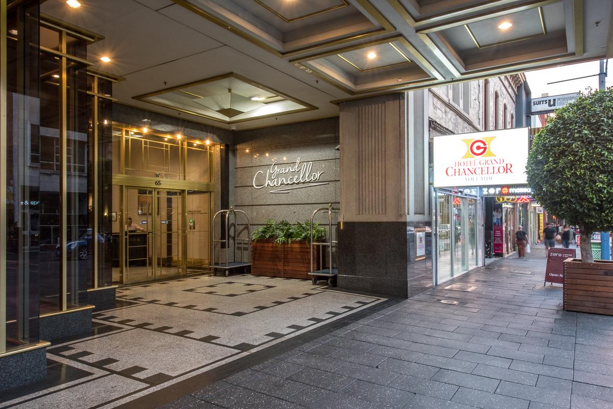 Adelaide SA Accommodation Broadbeach