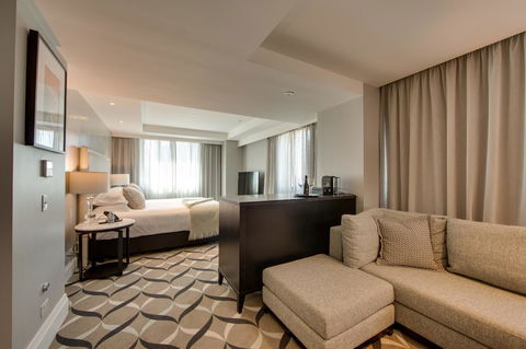 Mayfair Hotel - Accommodation Broadbeach 5
