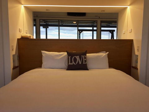 Barossa Pavilions & Glasshouse - Accommodation Broadbeach 2