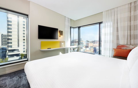 Holiday Inn Express Adelaide City Centre, An IHG Hotel - Accommodation Broadbeach 6