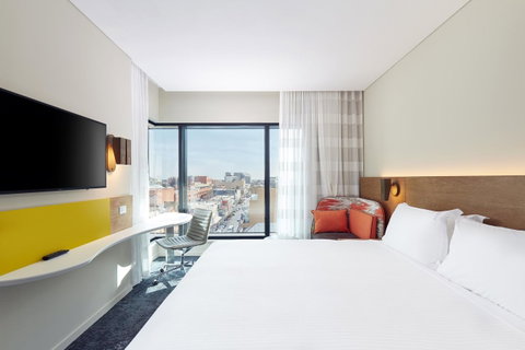 Holiday Inn Express Adelaide City Centre, An IHG Hotel - Accommodation Broadbeach 16