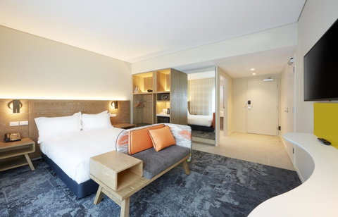 Holiday Inn Express Adelaide City Centre, An IHG Hotel - Accommodation Broadbeach 12
