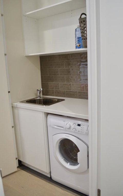 Whitmore SQ - Accommodation Broadbeach 12
