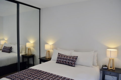 Whitmore SQ - Accommodation Broadbeach 10