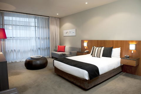 Mantra Hindmarsh Square - Accommodation Broadbeach 19
