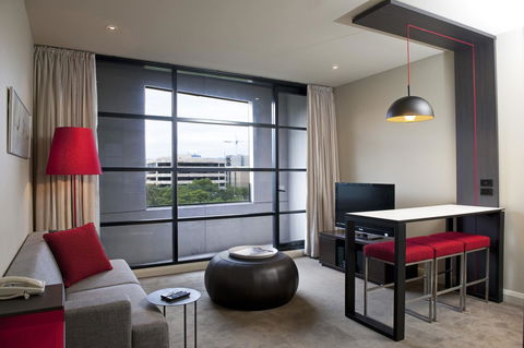 Mantra Hindmarsh Square - Accommodation Broadbeach 13