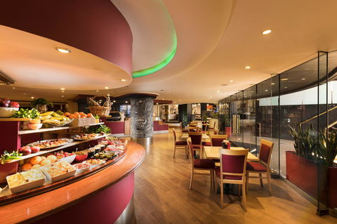 Stamford Plaza Adelaide - Accommodation Broadbeach 3