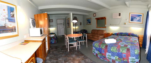 Ardeanal Motel - Accommodation Broadbeach 7