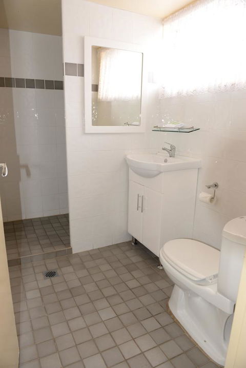 Ardeanal Motel - Accommodation Broadbeach 10