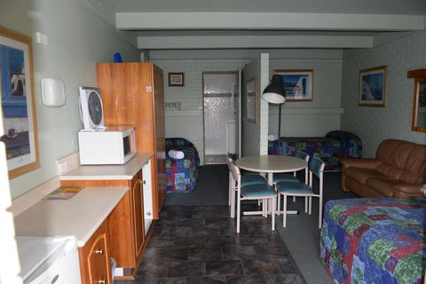 Ardeanal Motel - Accommodation Broadbeach 41
