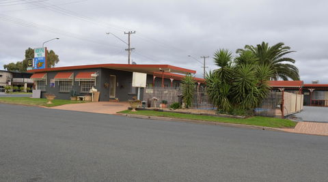 Ardeanal Motel - Accommodation Broadbeach 5