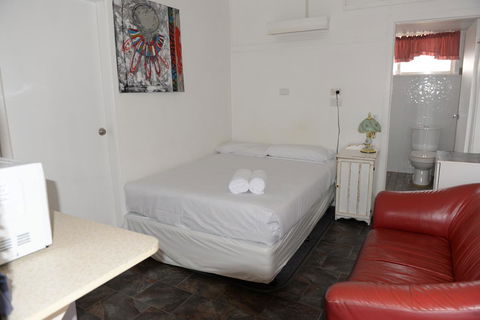 Ardeanal Motel - Accommodation Broadbeach 25