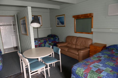 Ardeanal Motel - Accommodation Broadbeach 42