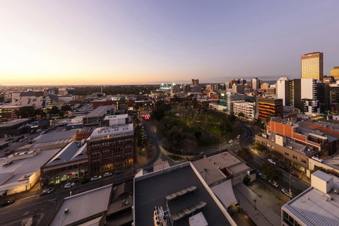IStay Precinct Adelaide - Accommodation Broadbeach 7
