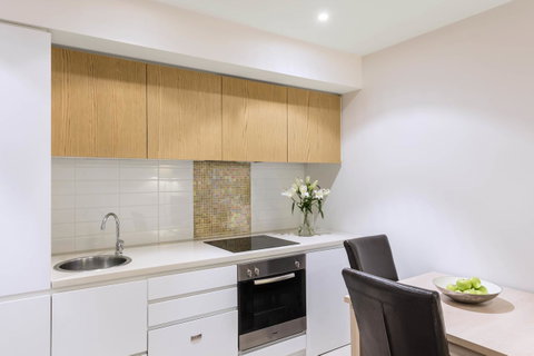 IStay Precinct Adelaide - Accommodation Broadbeach 8