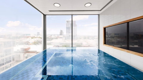 IStay Precinct Adelaide - Accommodation Broadbeach 2