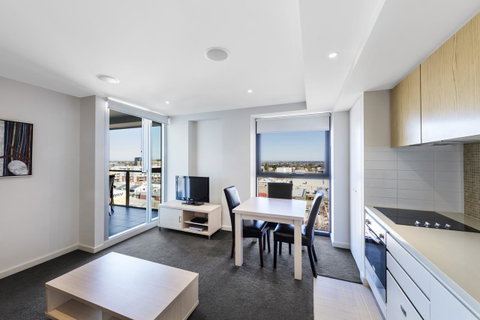 IStay Precinct Adelaide - Accommodation Broadbeach 5