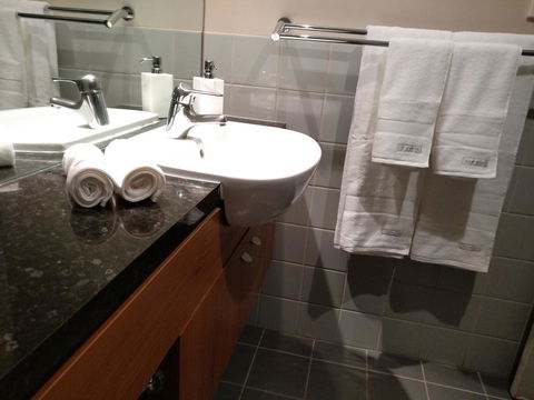 JABCA Apartments - Accommodation Broadbeach 20