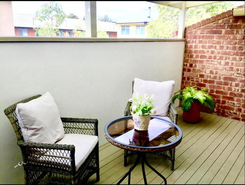 Superb Townhouse In North Adelaide - Accommodation Broadbeach 5