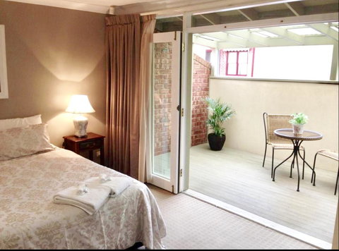 Superb Townhouse In North Adelaide - Accommodation Broadbeach 4