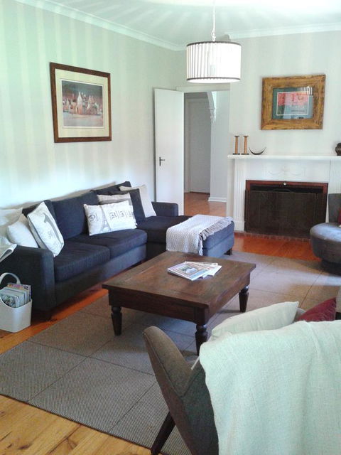 Casa Rossa - Barossa - Accommodation Broadbeach 2