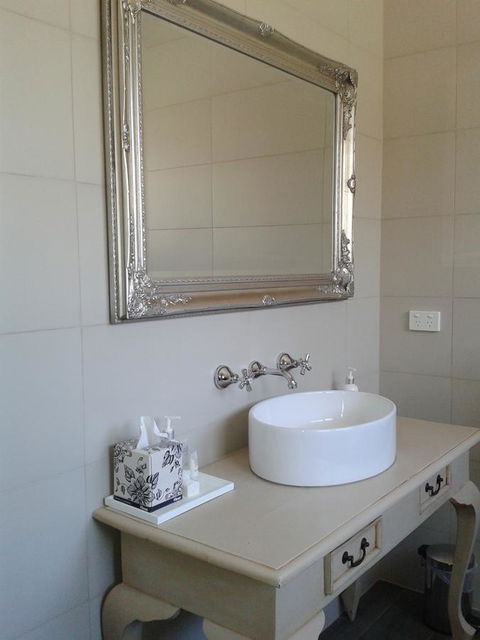 Casa Rossa - Barossa - Accommodation Broadbeach 14