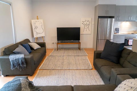 Gawler Townhouse 3 Bedroom - Accommodation Broadbeach 0