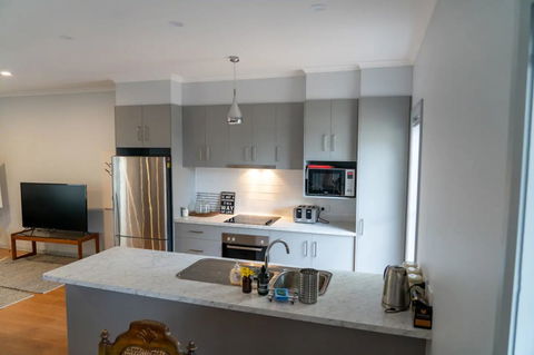 Gawler Townhouse 3 Bedroom - Accommodation Broadbeach 4