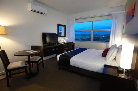 Quest Mawson Lakes - Accommodation Broadbeach 2
