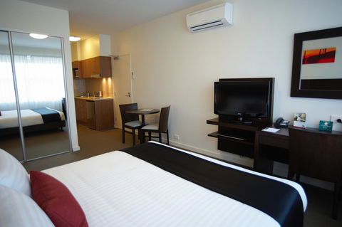 Quest Mawson Lakes - Accommodation Broadbeach 3