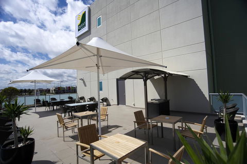 Quest Mawson Lakes - Accommodation Broadbeach 5